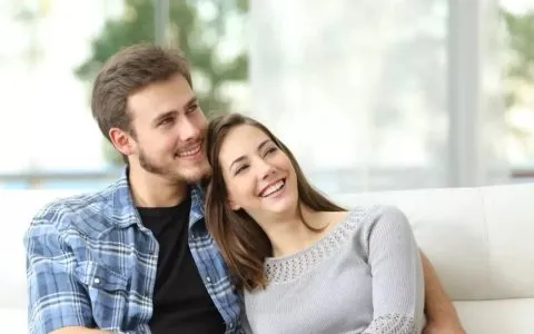 多囊综合征有什么症状？多囊综合症状该怎么治疗？多囊综合征做试管婴儿有什么影响？